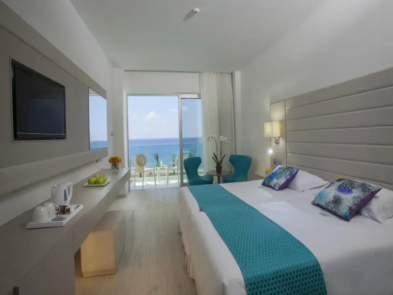 King Evelthon Beach Hotel & Resort sea view room with private balcony